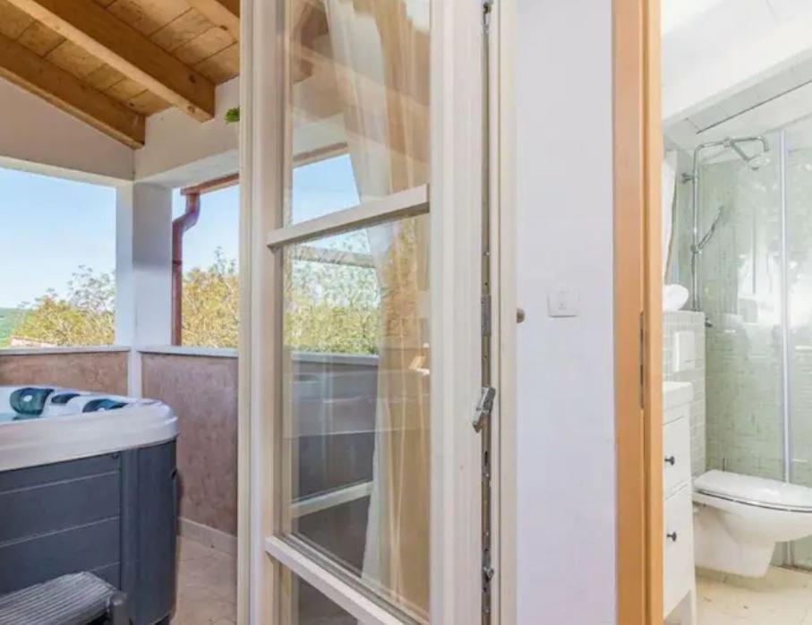 Wellness House Oliva With Heated Salt Water Pool, Sauna & Jakuzzi Лабин Экстерьер фото